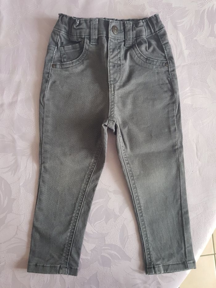 Pantalon Kiabi 24 mois