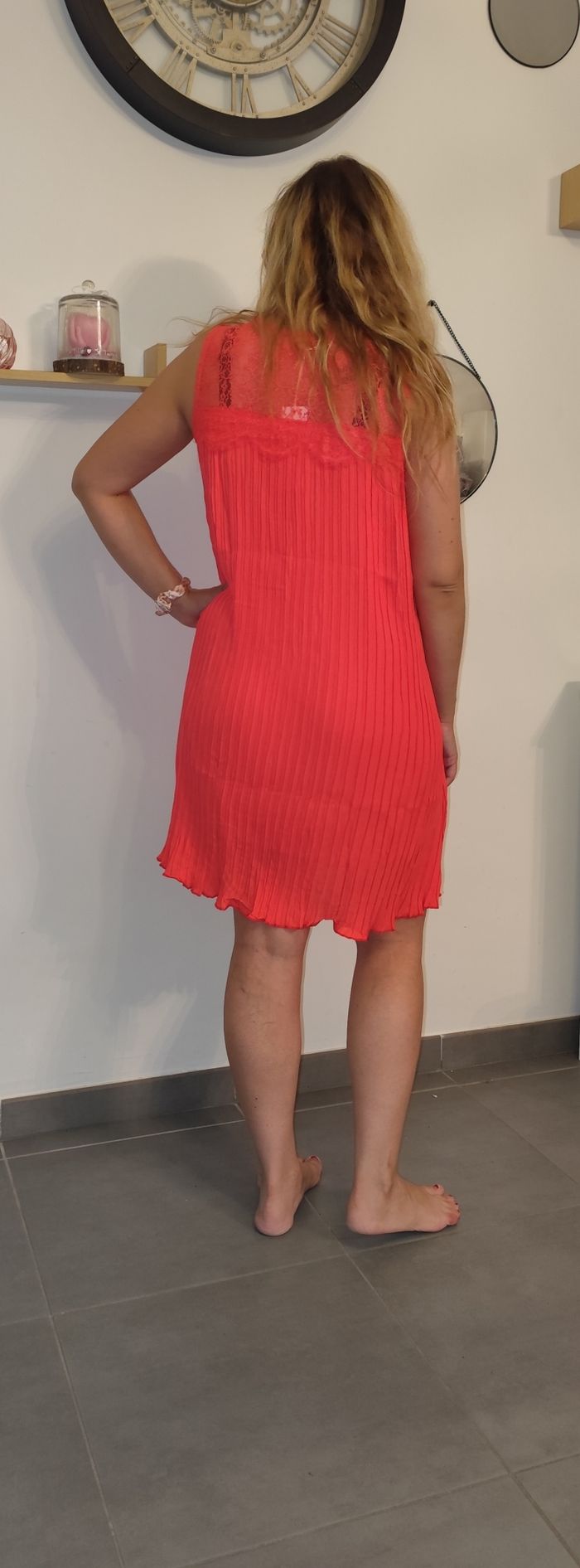 Robe strass dentelle - photo numéro 2