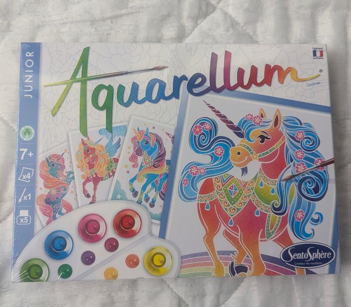 Aquarellum motifs licorne
