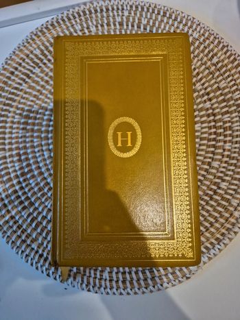 Livre de collection la comédie humaine de honoré de balzac