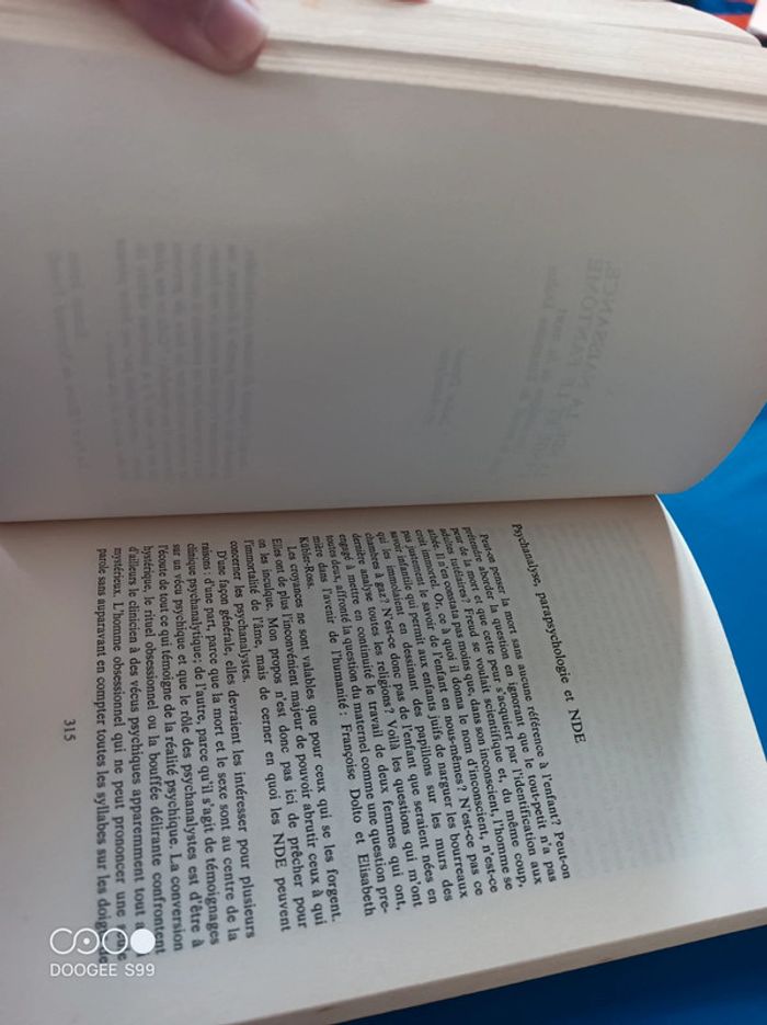 Livre abîmé - photo numéro 7