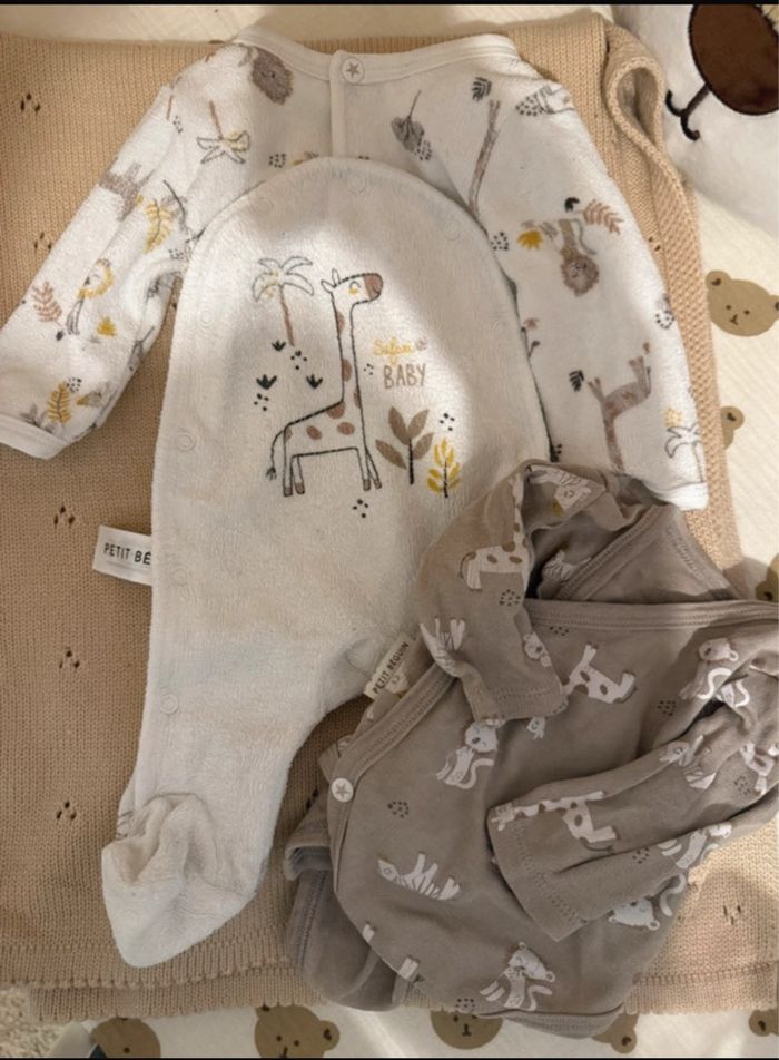 Vêtement 1 mois bébé - photo numéro 2