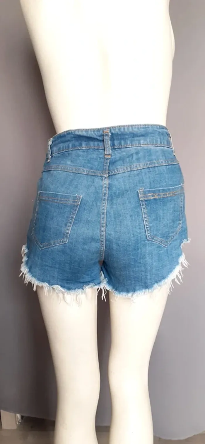 Joli short en jean - photo numéro 6