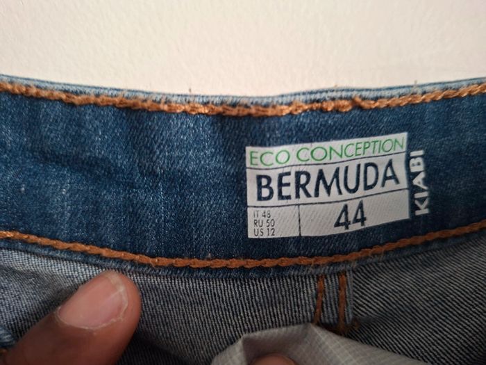 Bermuda en jean Kiabi, neuf, taille 44 - photo numéro 2