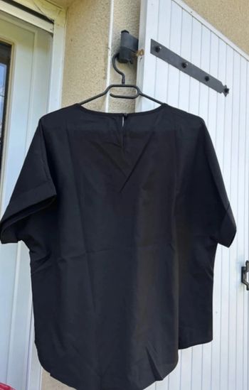 Haut noir