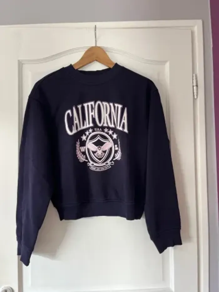 Lot 2 sweats femme – H&M Divided – Taille S – Comme neufs - photo numéro 2