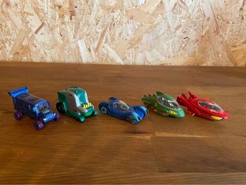 Lot de 5 voitures métal Pyjamasque Pj Mask