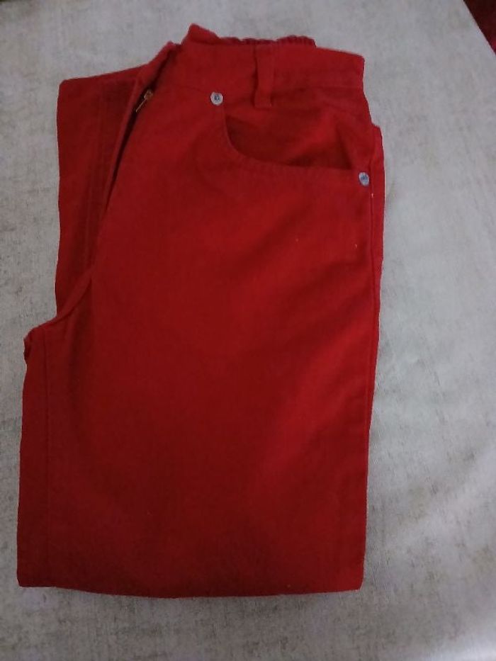 Pantalon rouge