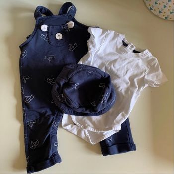 Ensemble salopette + body t-shirt 9 mois