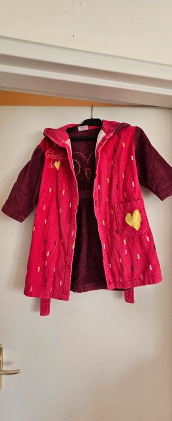 Beau peignoir chouette colorée