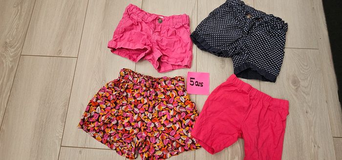 Lot 4 shorts 5 ans