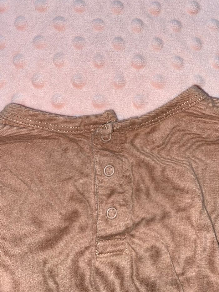 Pyjama « miss bunny » Kiabi 2 ans (mais taille petit donc plutôt 18 mois) - photo numéro 7