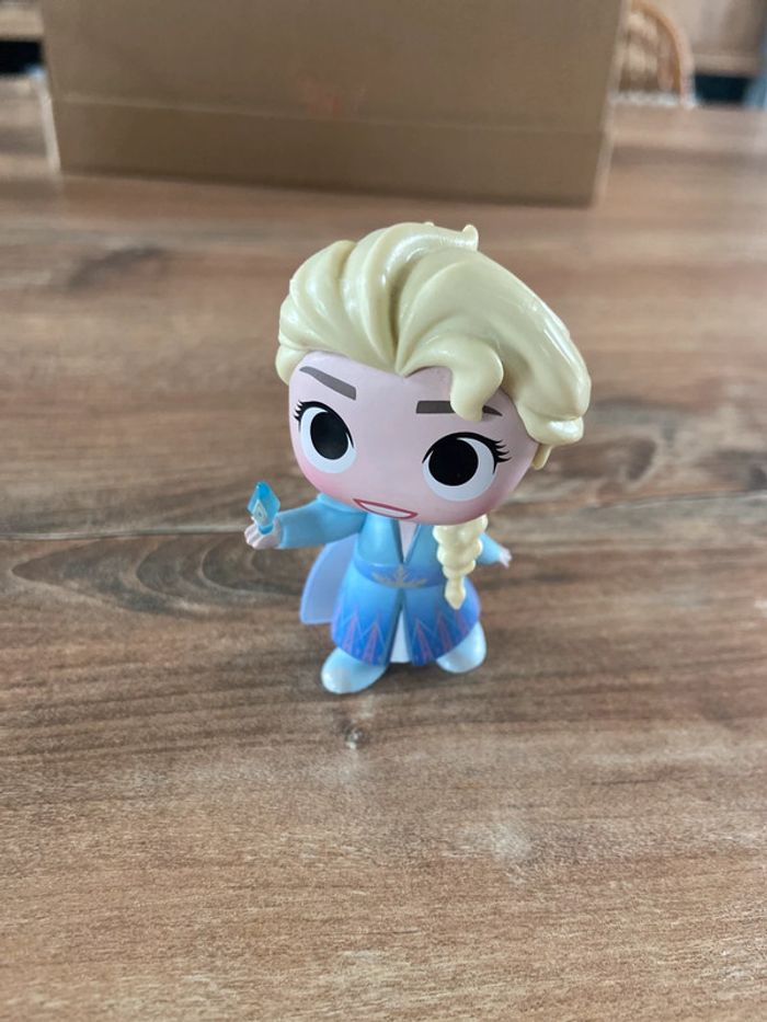 Figurine Mystery Minis Funko Frozen Elsa Reine des Neiges Disney