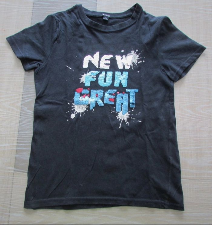 T-shirt Kiabi à sequins 10 ans