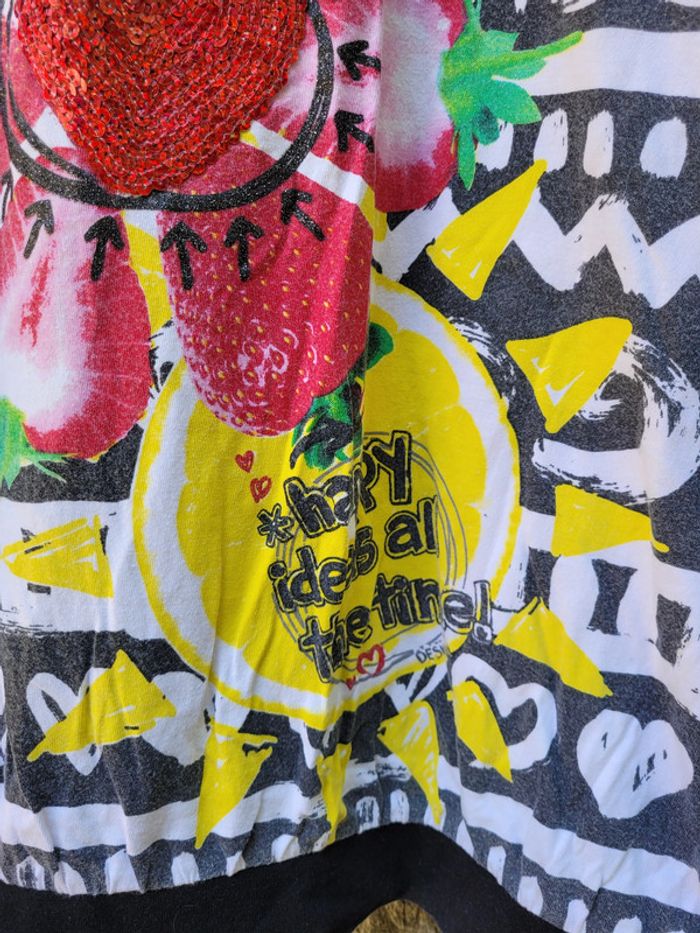 Magnifique robe Desigual, noire et blanche, motifs colorés, 11/12 ans - photo numéro 3