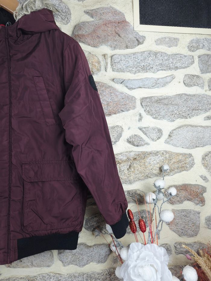 Blouson parka bordeaux avec capuche fourrure Homme/ Ado taille XS marque Kiabi 🎸 - photo numéro 5