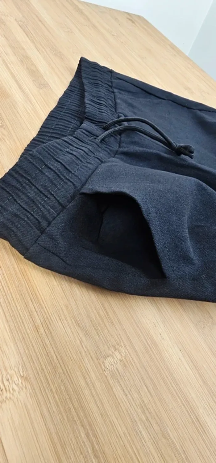 Pantalon noir T: 32/34 - photo numéro 4
