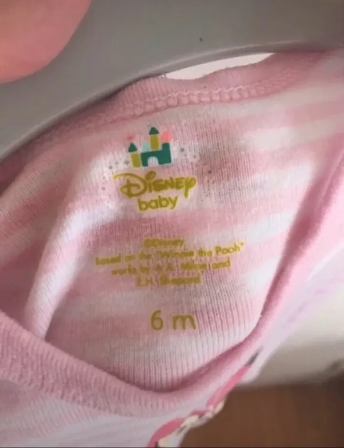 Body minnie 6 mois en très bon état - photo numéro 3