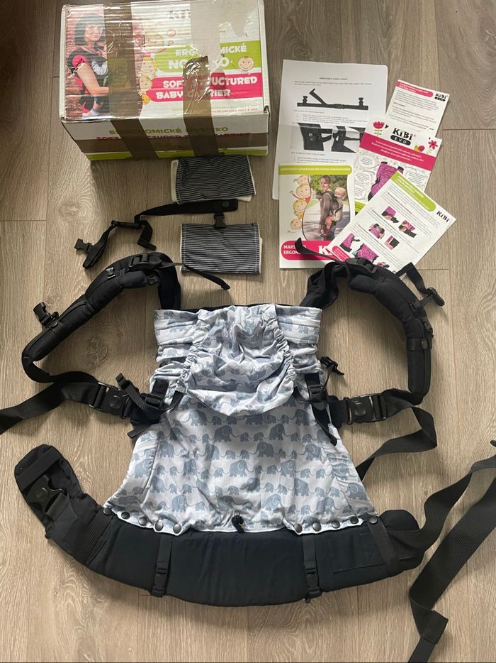 Portage préformé prefo évolutif de la marque  Kiki modèle Evo