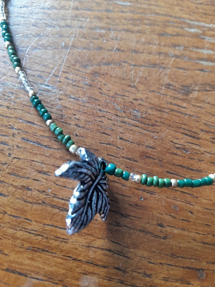 Collier vert - photo numéro 3