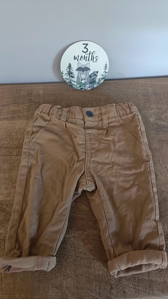 Lot 5 pantalons 3 mois en très bon état - photo numéro 4
