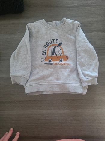 Pull gris