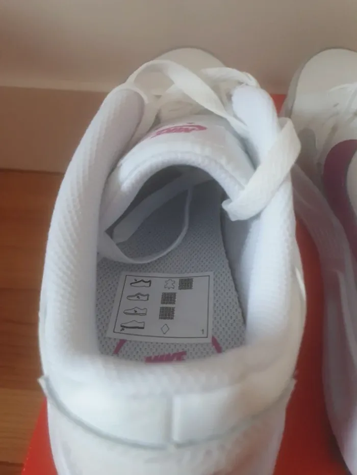 Nike Air Max SC "hot fushia" (40.5) - photo numéro 6