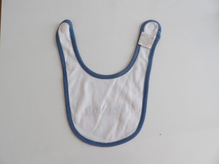 Bavoir Reebok - 0/6 mois - photo numéro 3