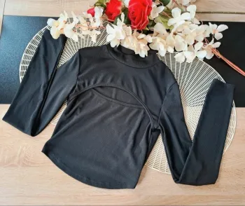 Haut, taille M, marque shein