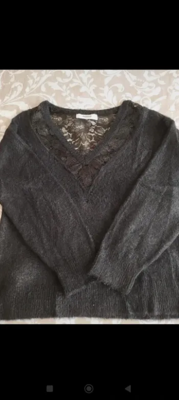 Pull doux noir avec dentelle Promod 36