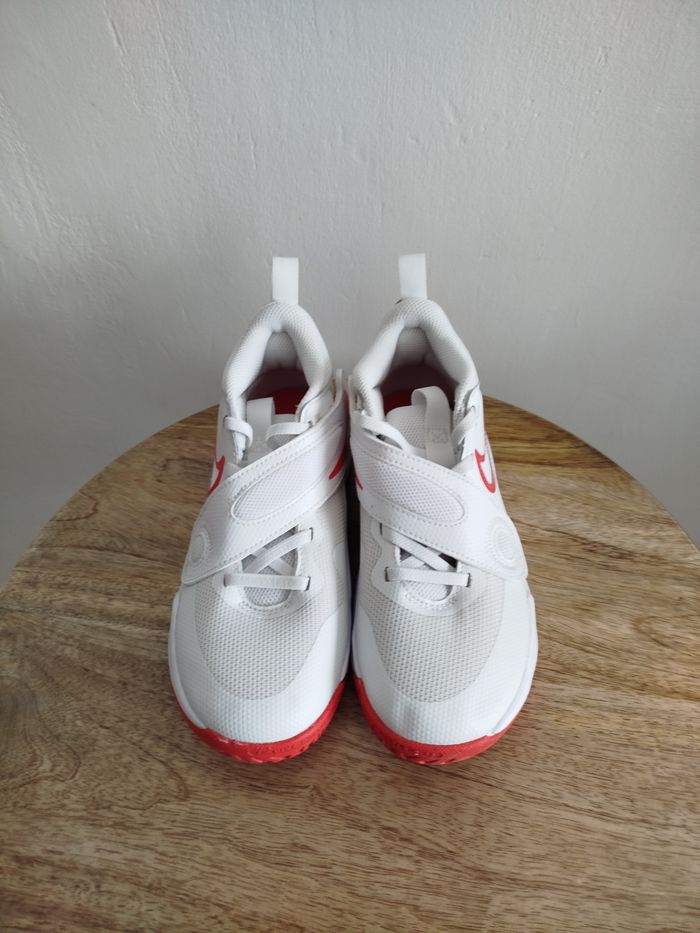 Baskets Nike T33.5 - photo numéro 3