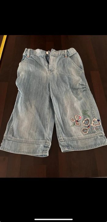 Short jean enfant fille parfait état taille 10 ans 100% coton