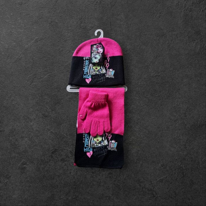 ensemble bonnet écharpe gants Monster high