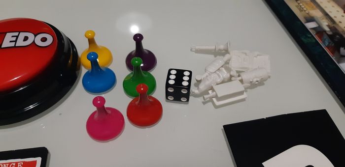 Jeu Cluedo édition menteurs - photo numéro 6