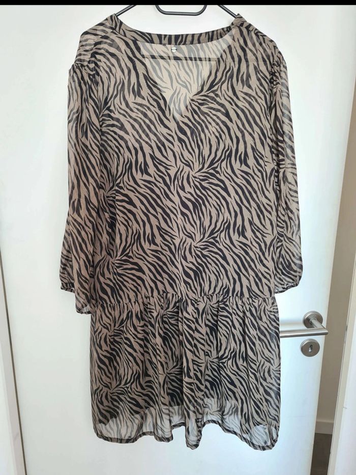 Robe taille 42 - photo numéro 6