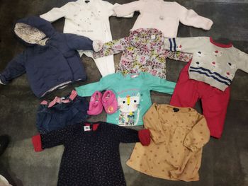 Lot de vêtements bébé fille 6 mois