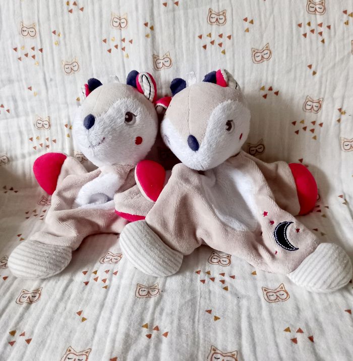 2 doudous faon cerf biche Sucre d'orge