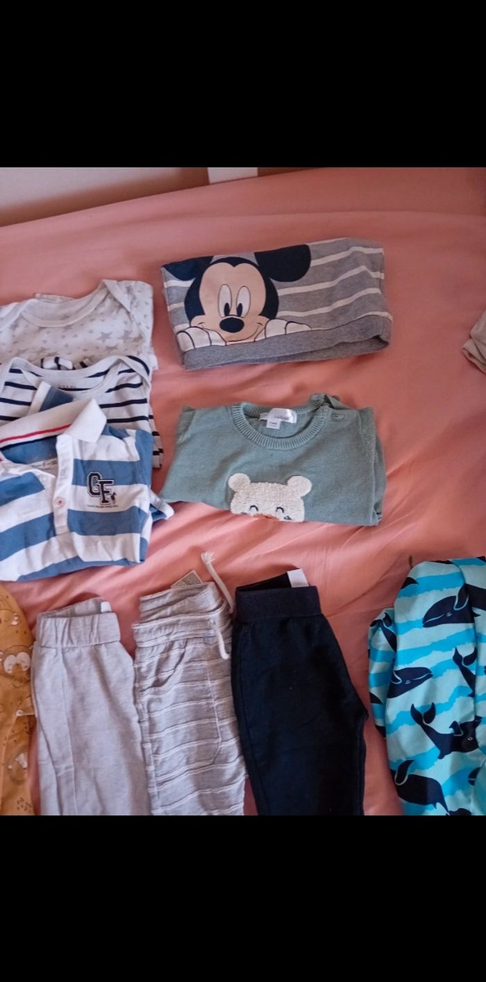Lot vêtements garçon 9 mois - photo numéro 4