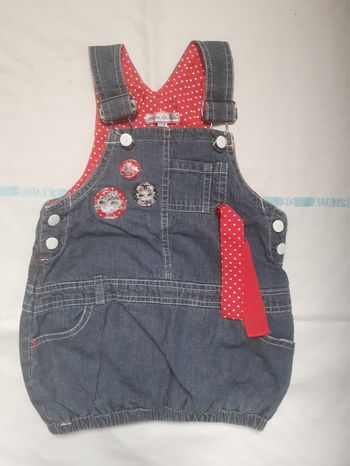 Robe salopette jean avec pin's
