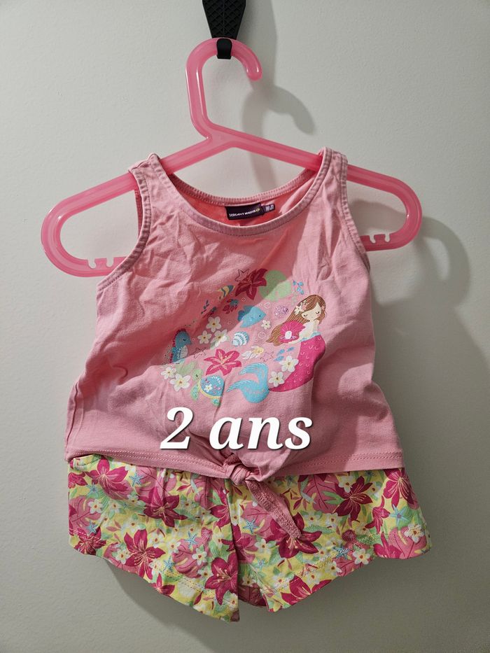 Vêtements Fille 2 ans - photo numéro 2
