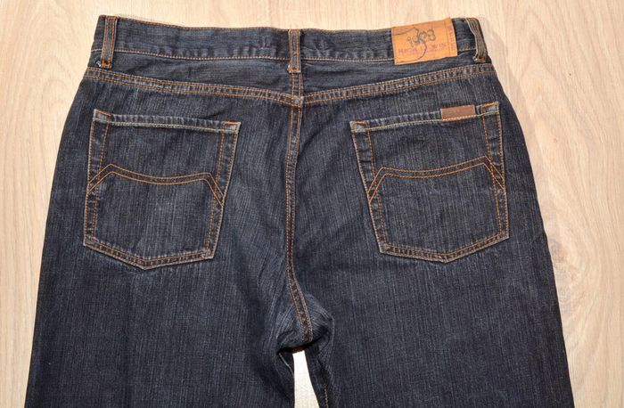 jean droit homme bleu marine uni avec défauts bon état taille 40 - photo numéro 8