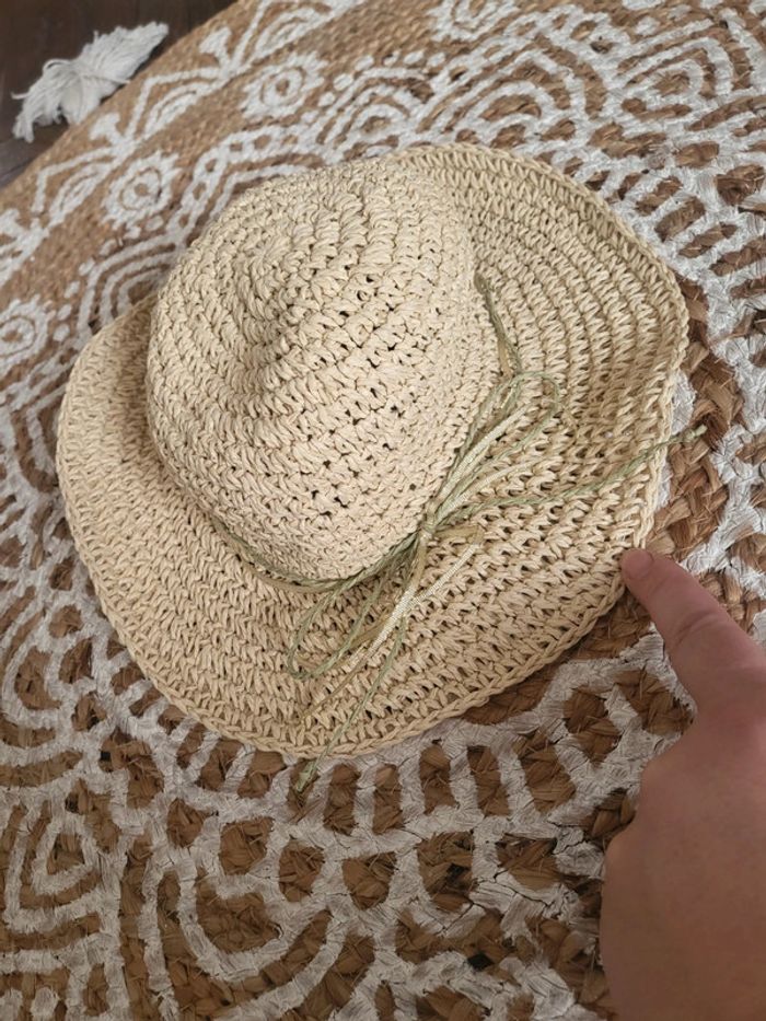 Chapeau paille tape à l'œil