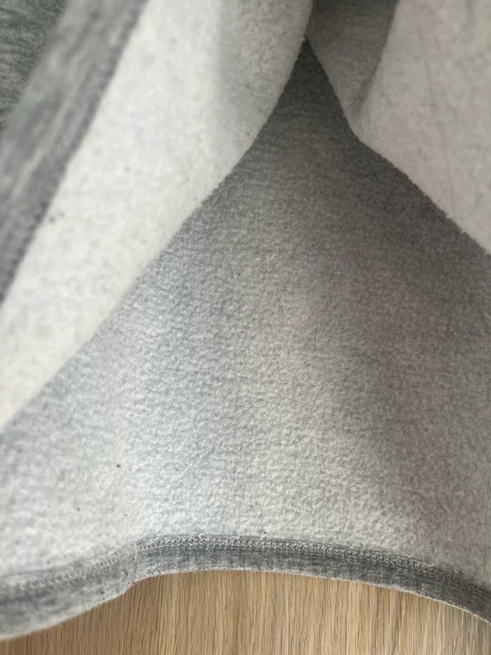 Sweat gris - photo numéro 3