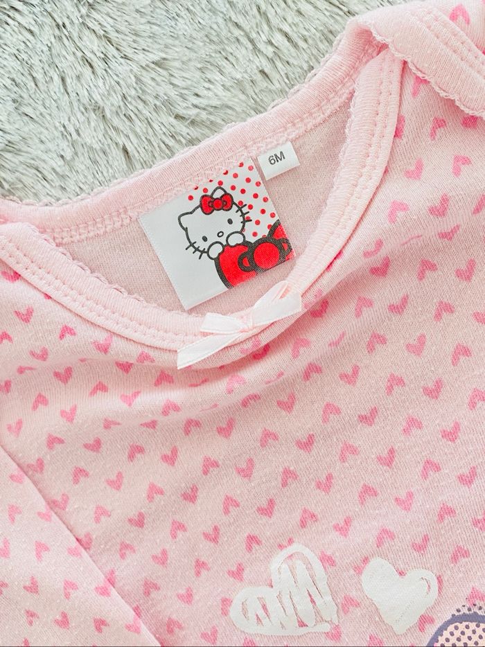 Body Bébé Hello Kitty 6 mois - photo numéro 3