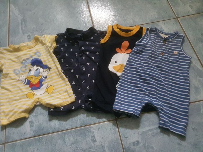 Combinaison short bébé - photo numéro 1