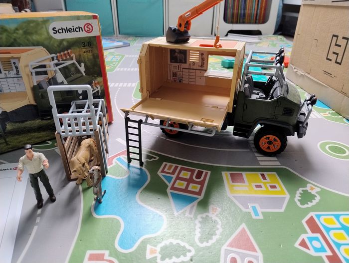 Schleich wild life hélicoptère 42475 +camion Schleich wild life 42475 - photo numéro 3