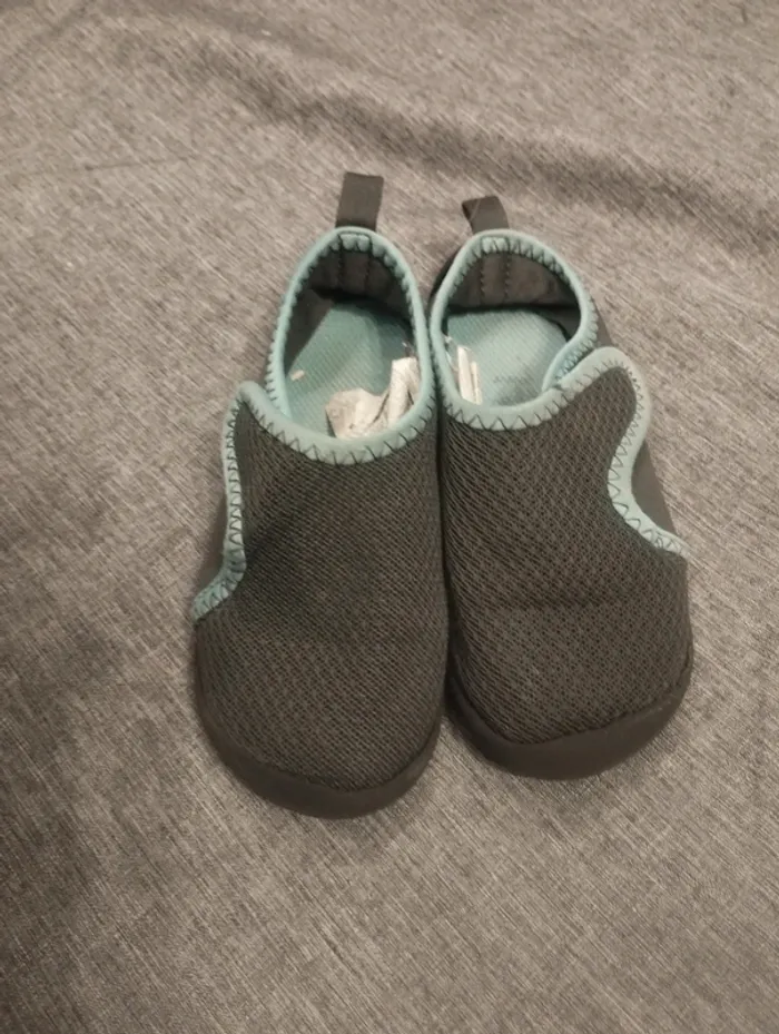 Chaussons Decathlon taille 26