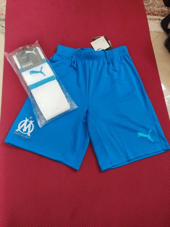 Short Foot OM Marseille+ chaussettes, Puma Authentique Officiel taille Adulte XS, Neuf