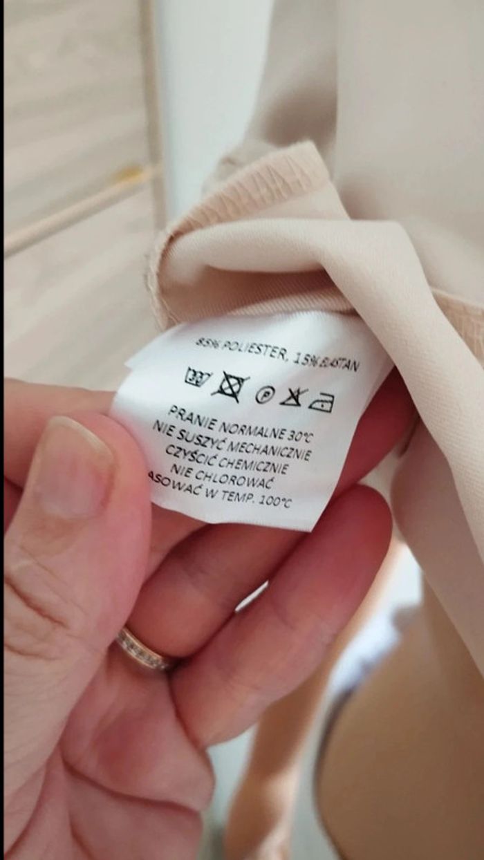 Superbe top haut blouse beige effet dentelle taille 34/36 - photo numéro 9