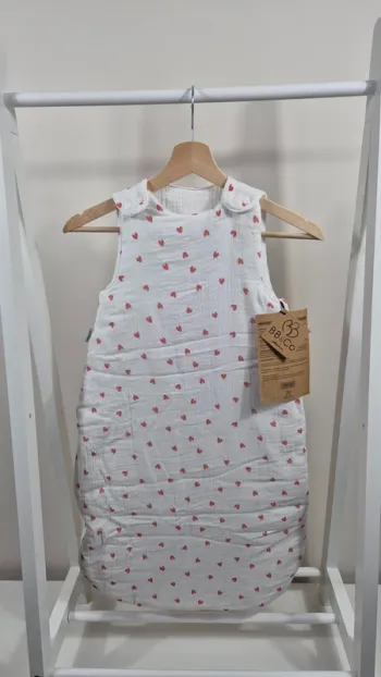 Gigoteuse BB&Co – Cœurs rouges – TOG 3.3 – Taille 6/18 mois-A15